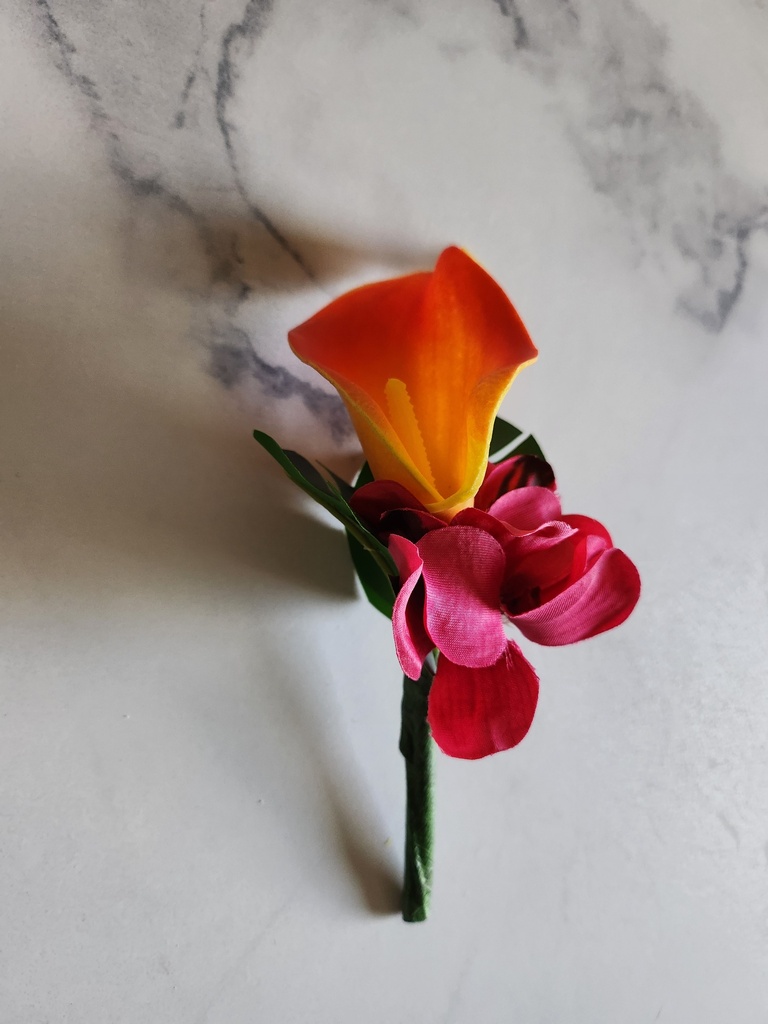 Boutonnière artificielle réaliste tropical